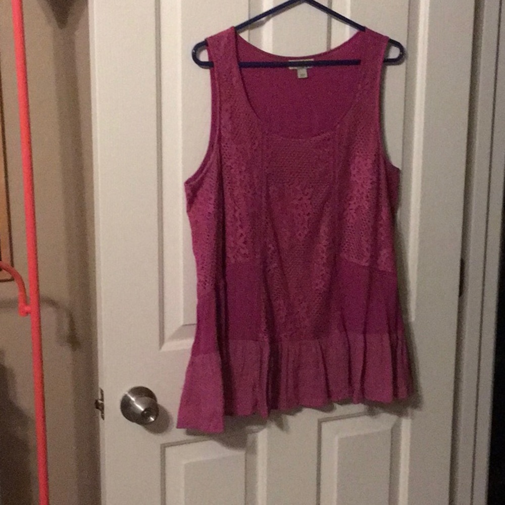 Lacey pink-purple tank top